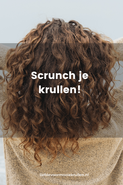 Scrunch je krullen